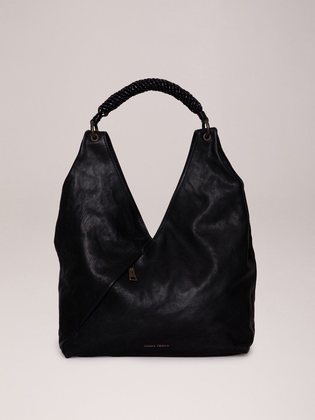 Detailansicht von Schultertasche aus Leder von OFFICINE CREATIVE