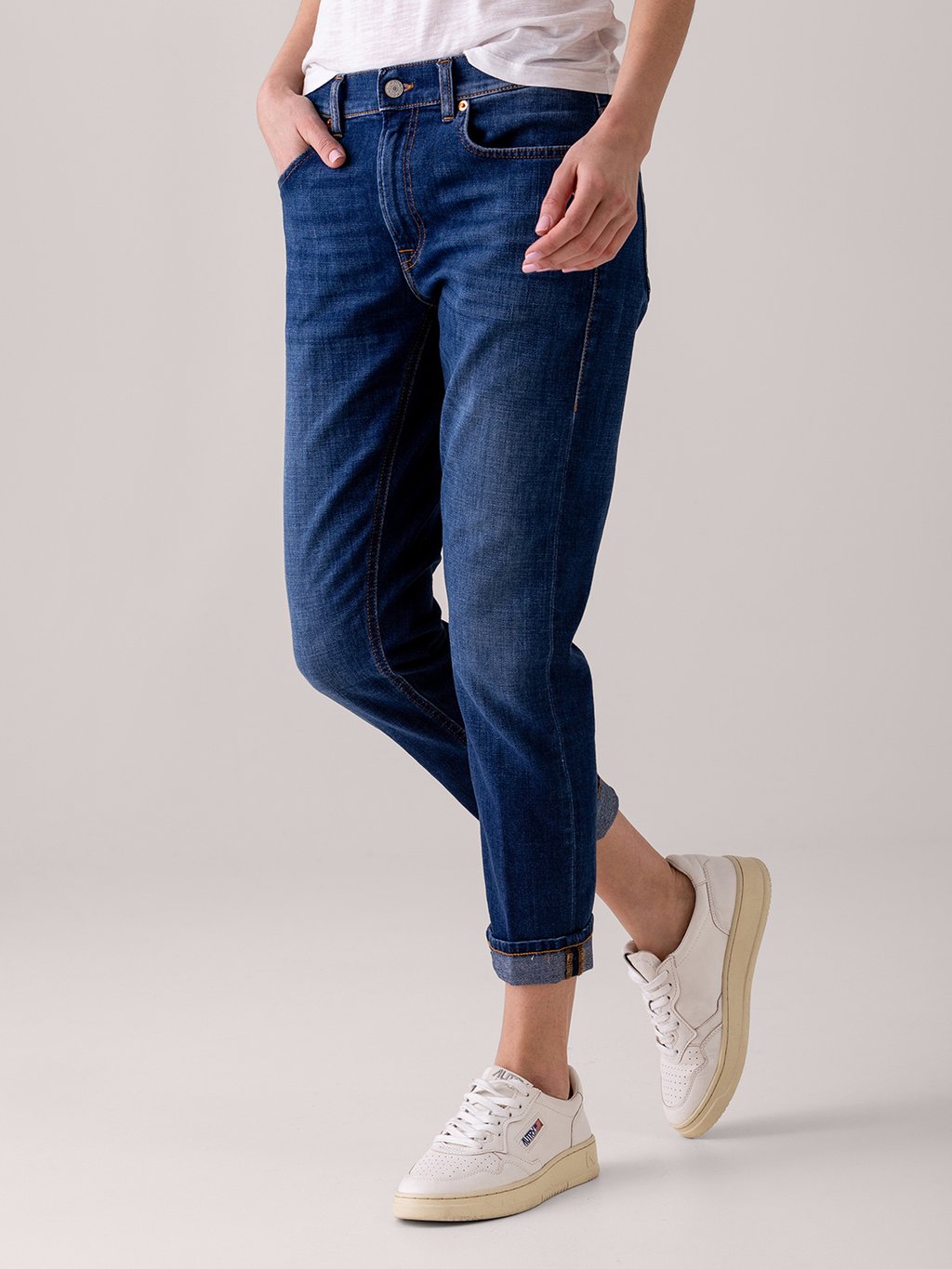Detailansicht von Girlfriend Jeans von DONDUP