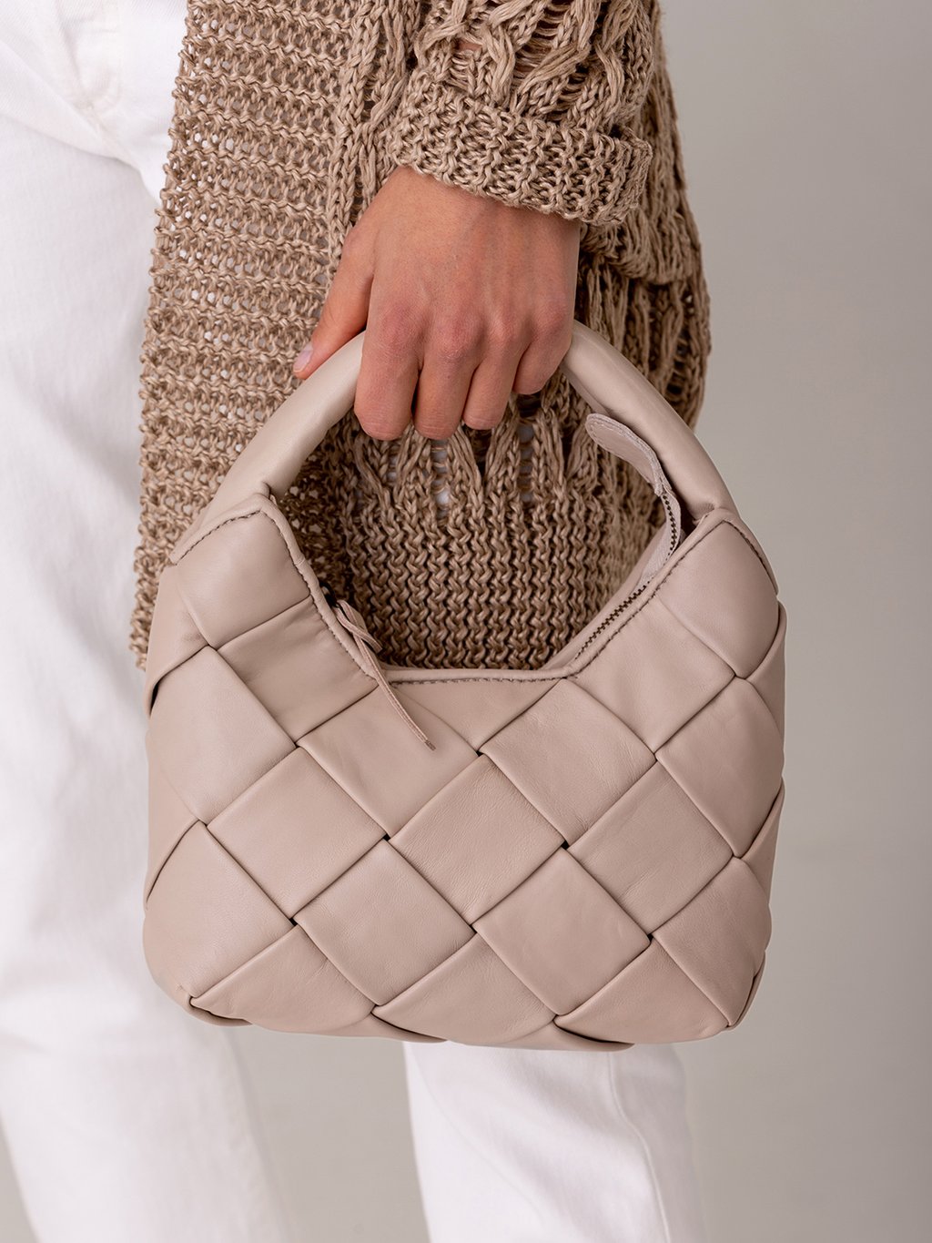 Detailansicht von Geflochtene Lederhandtasche OFFICINE CREATIVE