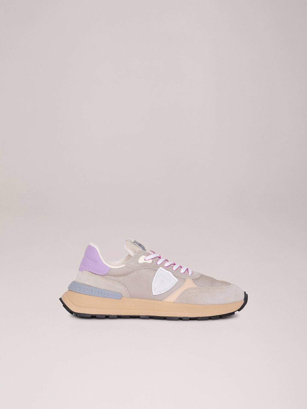 Detailansicht von Sneaker von PHILIPPE MODEL