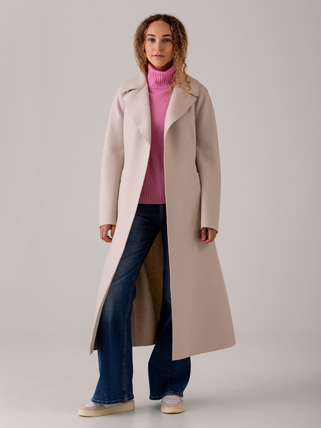 Detailansicht von Schurwollmantel von HARRIS WHARF LONDON