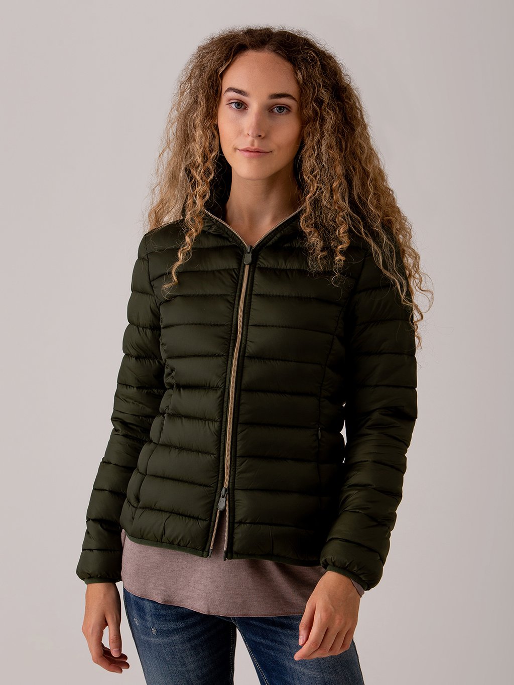 Detailansicht von Leichte Steppjacke von SAVE THE DUCK
