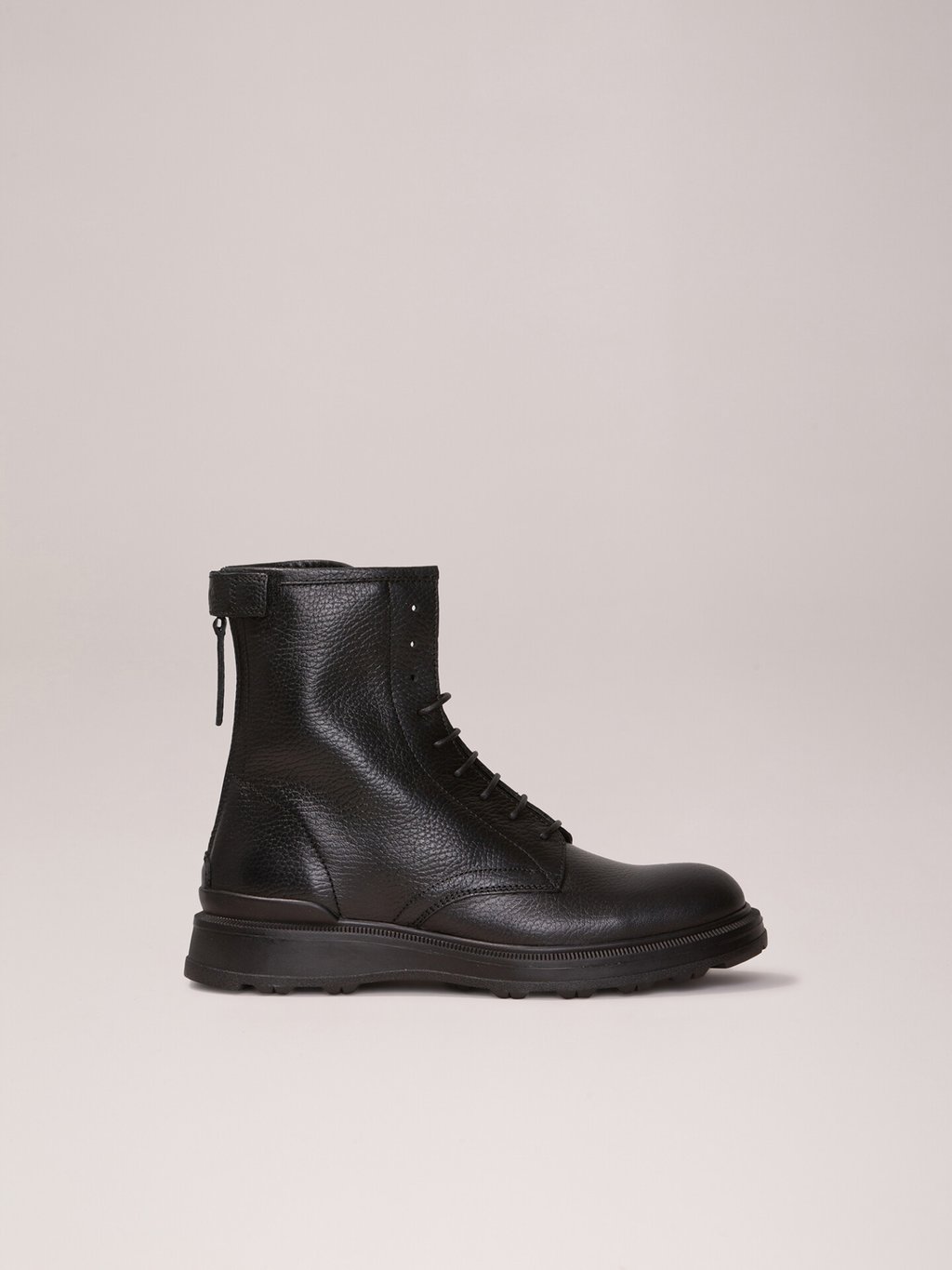Detailansicht von Chunky-Boots aus Leder von WOOLRICH