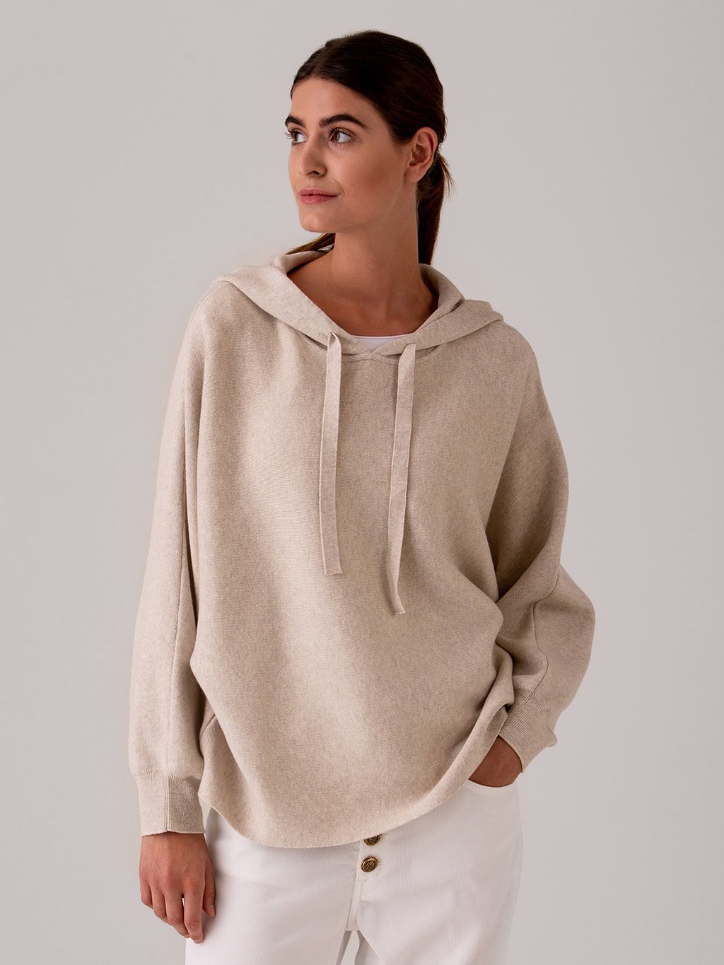 Detailansicht von Kapuzen-Sweatshirt aus Baumwolle von BETTER RICH
