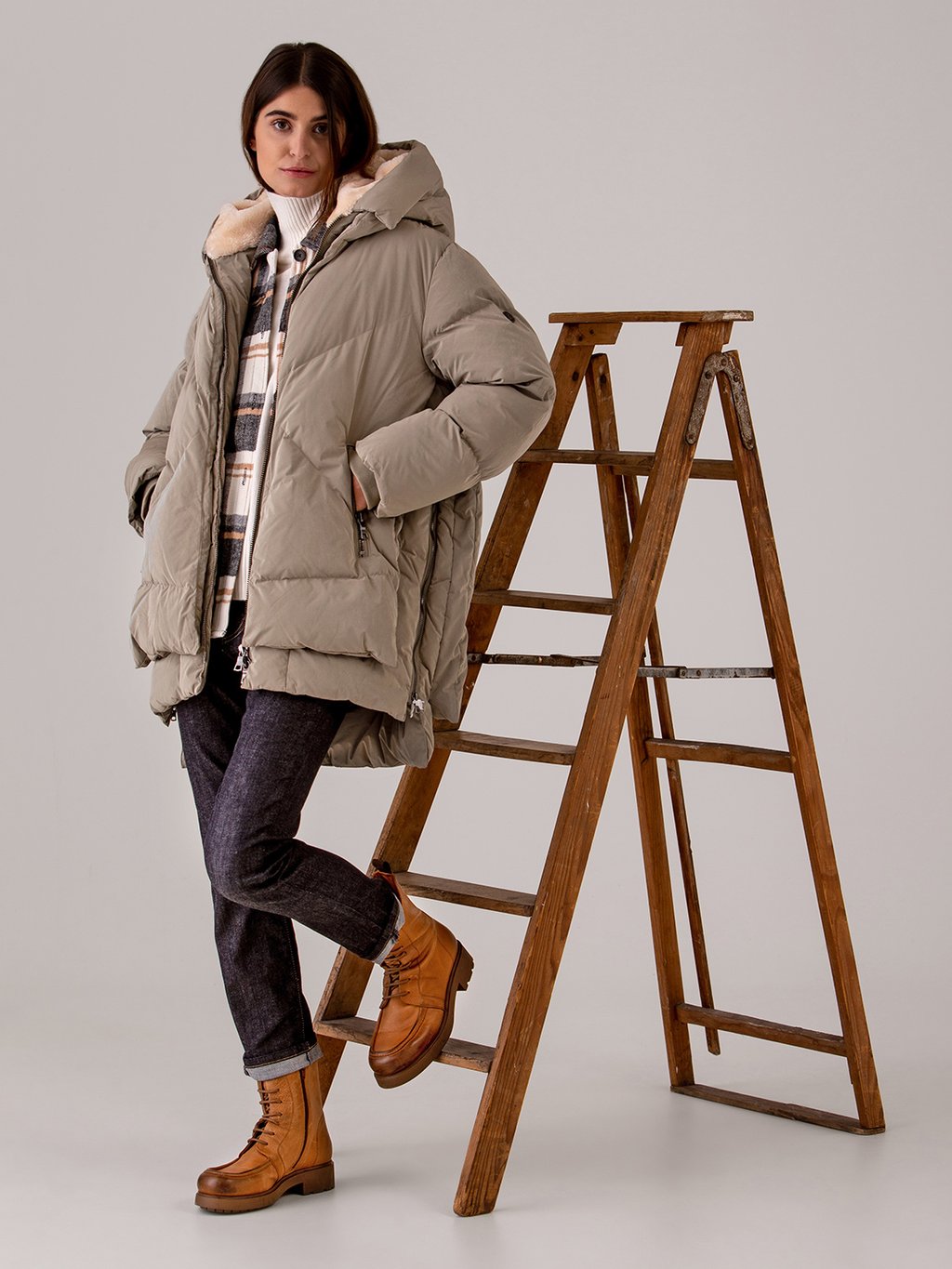 Detailansicht von O-Shape Jeans von ELIAS RUMELIS