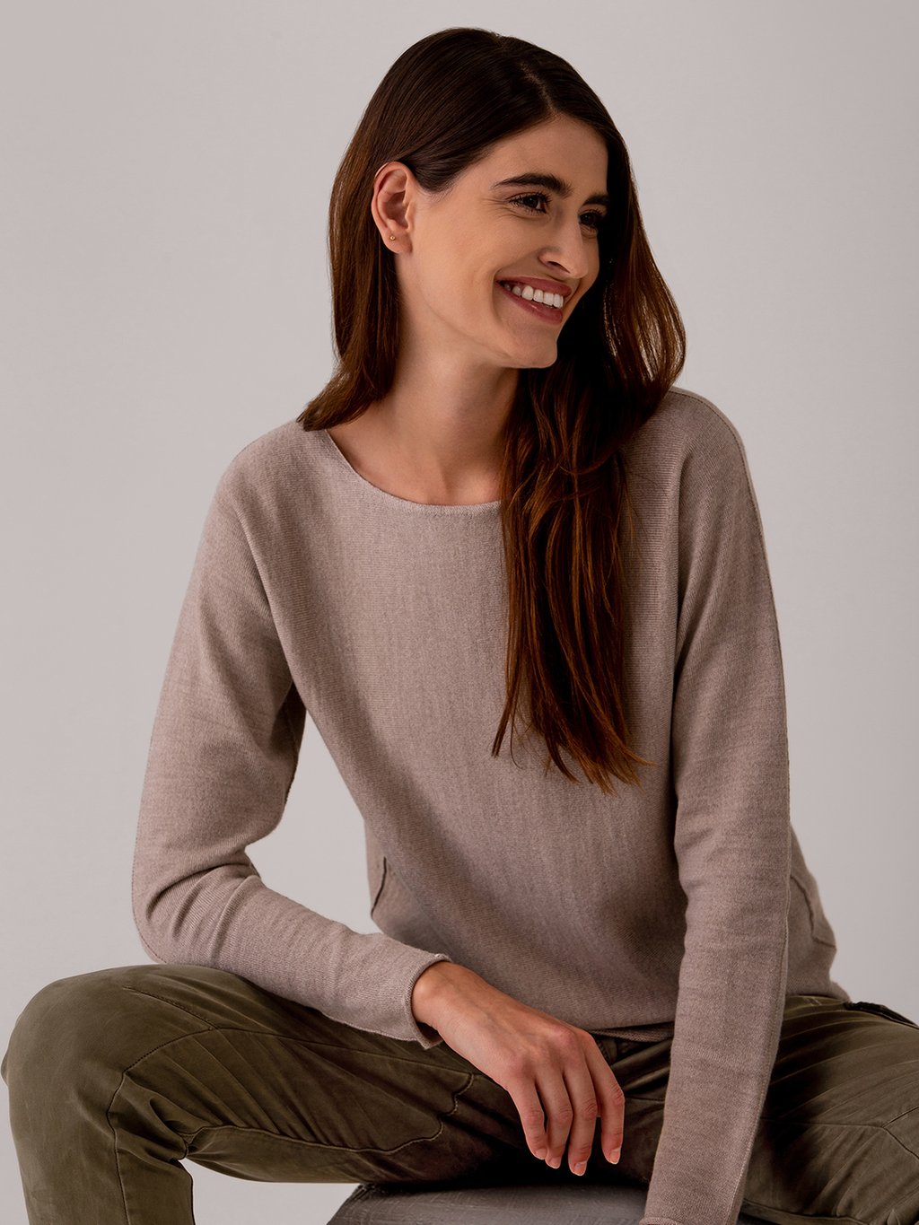 Detailansicht von Leichter Pullover aus Merinowolle von BELLAMY