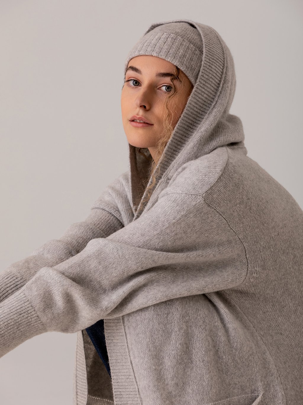 Detailansicht von Langer Cardigan von BETTER RICH