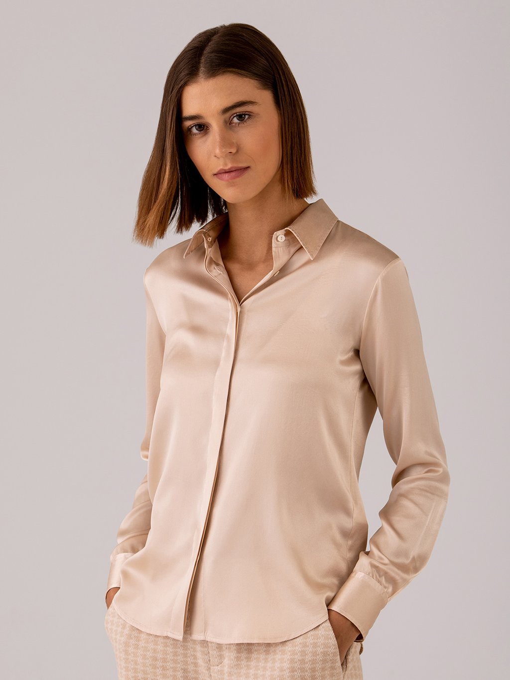 Detailansicht von Seidenbluse von ANTONELLI