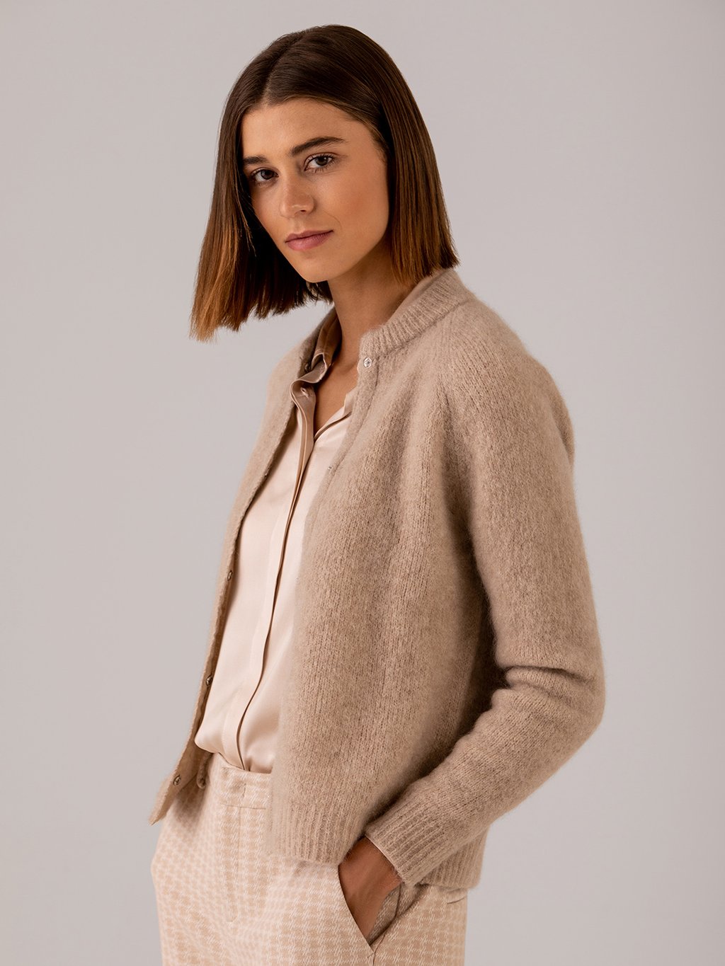 Detailansicht von Strickjacke von JOHNNY LOVE