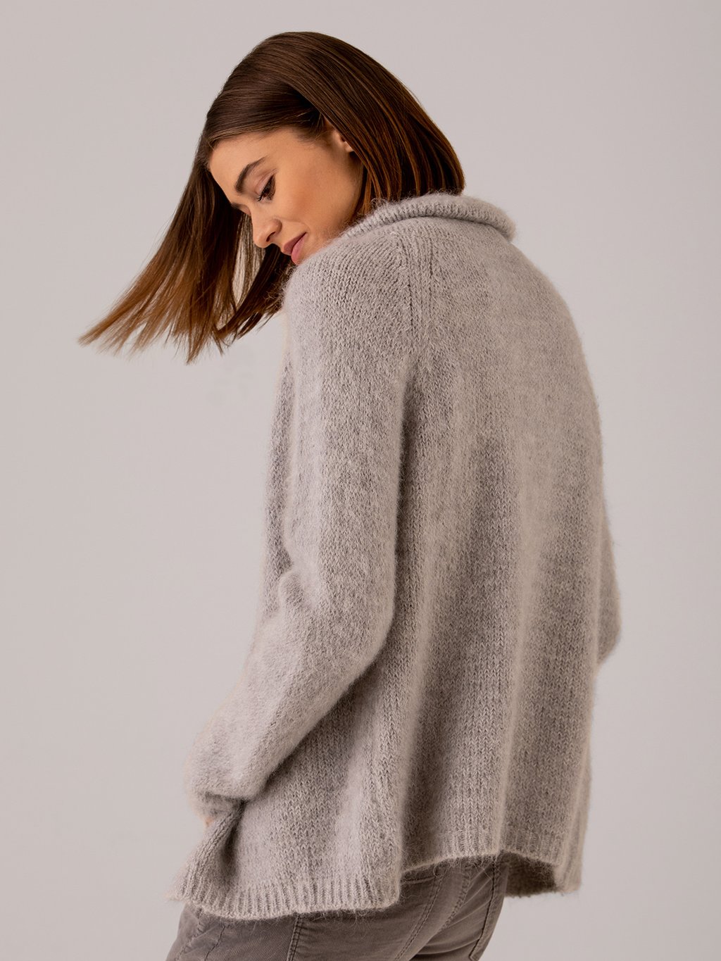 Detailansicht von Strickjacke von BELLAMY