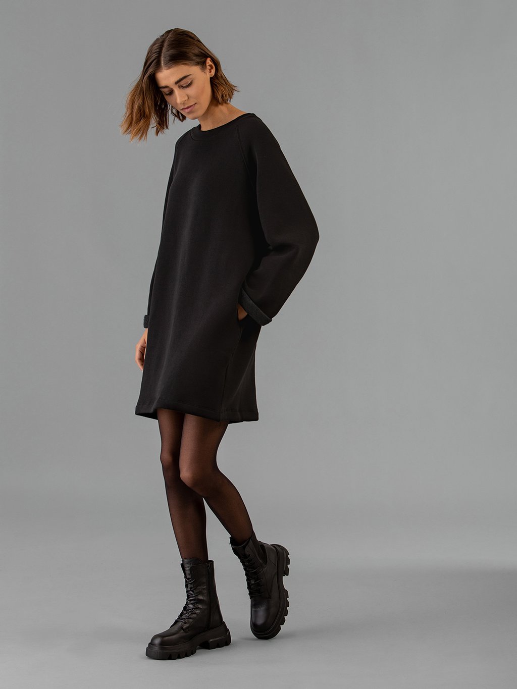 Detailansicht von Midi-Sweatshirtkleid aus Baumwolle von 10 DAYS