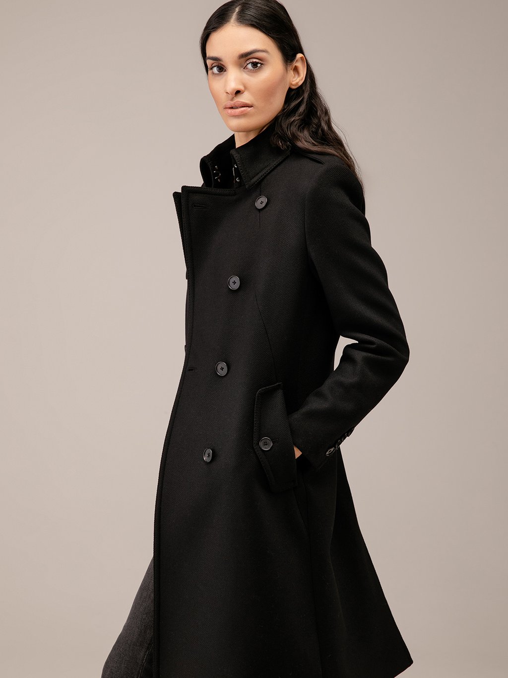 Detailansicht von Mantel aus Schurwolle von DRYKORN