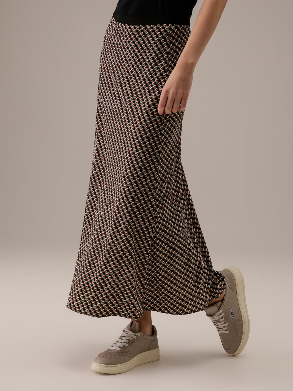 Detailansicht von Maxi-Rock von SIYU