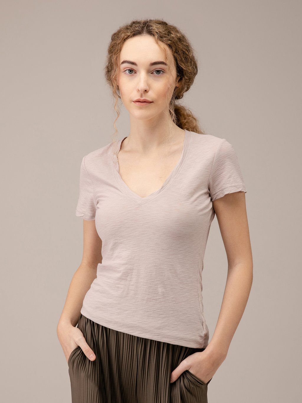 Detailansicht von T-Shirt aus Baumwolle von JAMES PERSE