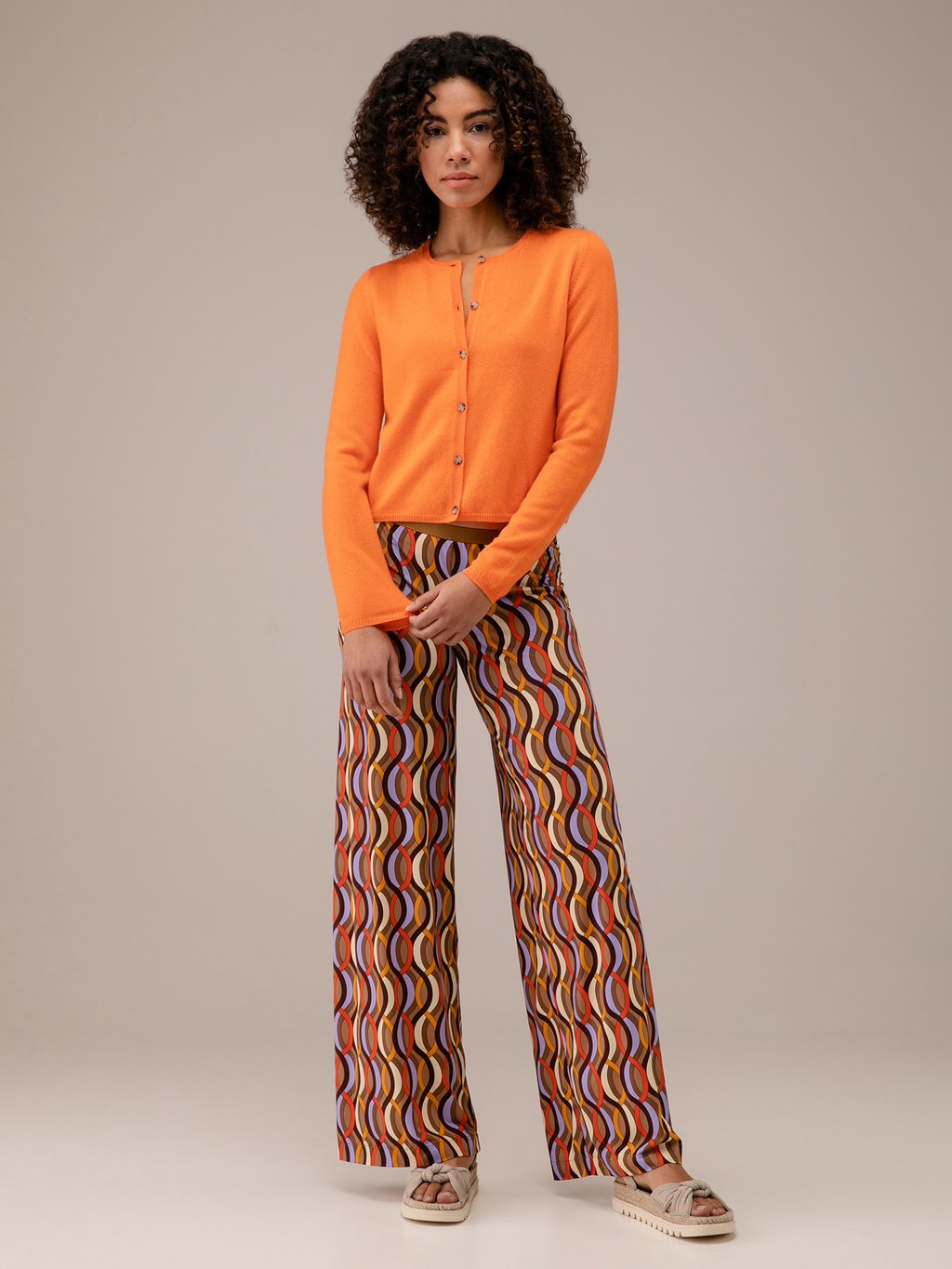 Detailansicht von Gemusterte Hose von SIYU