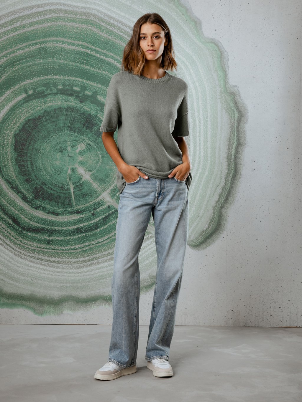 Detailansicht von Kurzarm-Pullover von JC SOPHIE