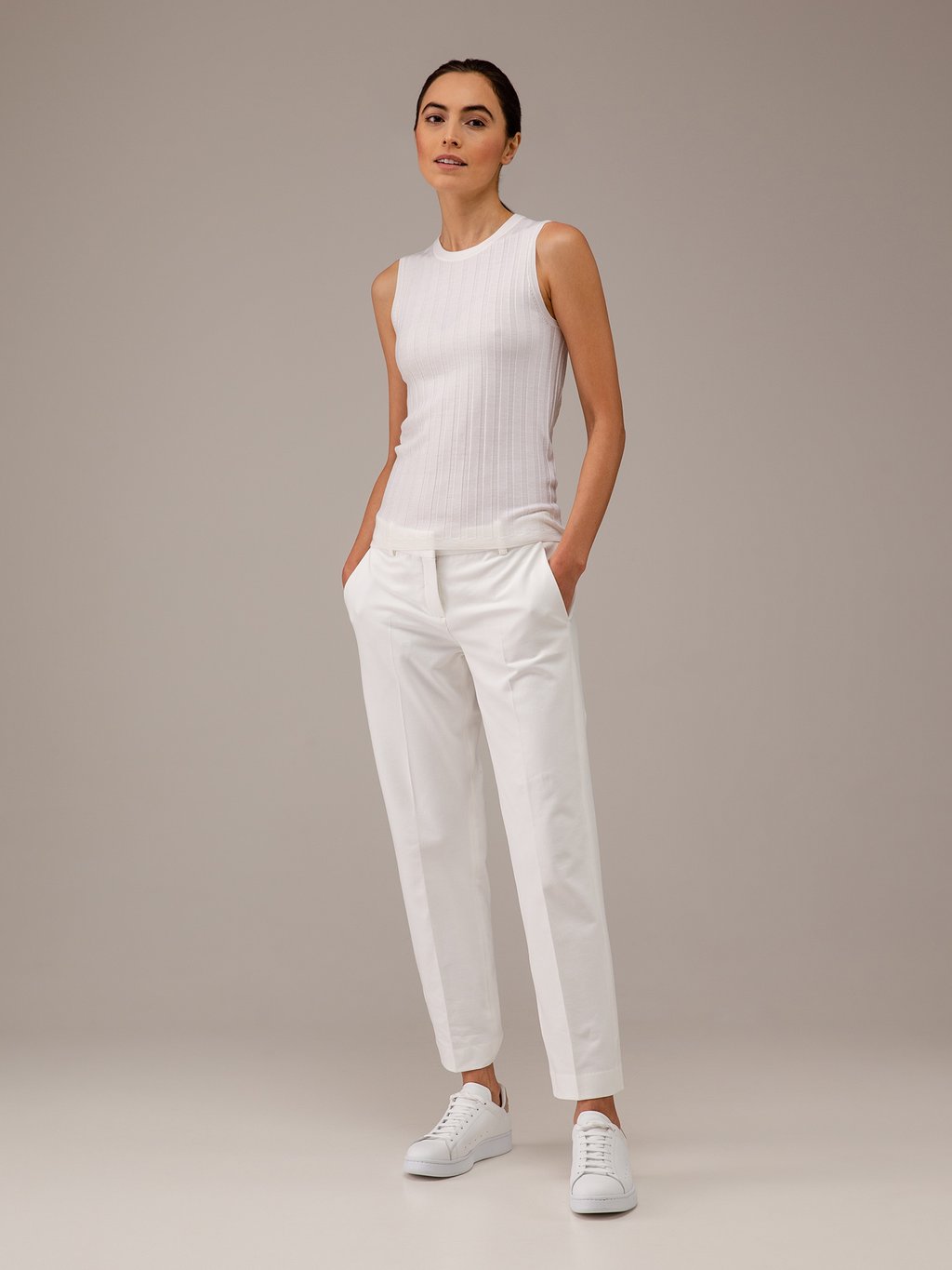 Detailansicht von Sricktop aus Schurwolle von ALLUDE