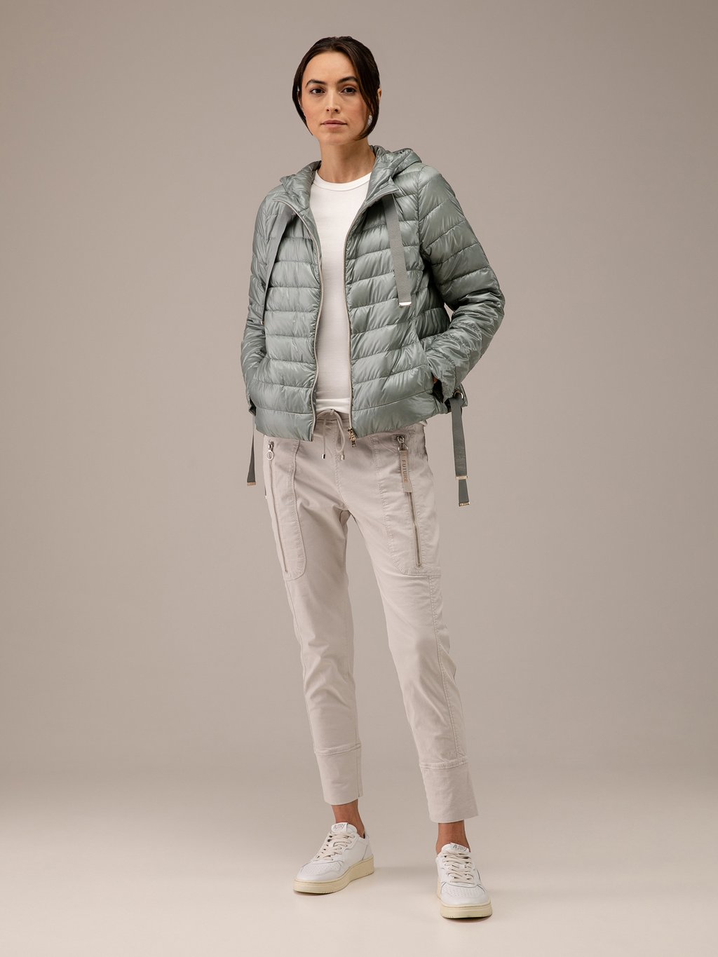 Detailansicht von Kurze Daunenjacke von HERNO