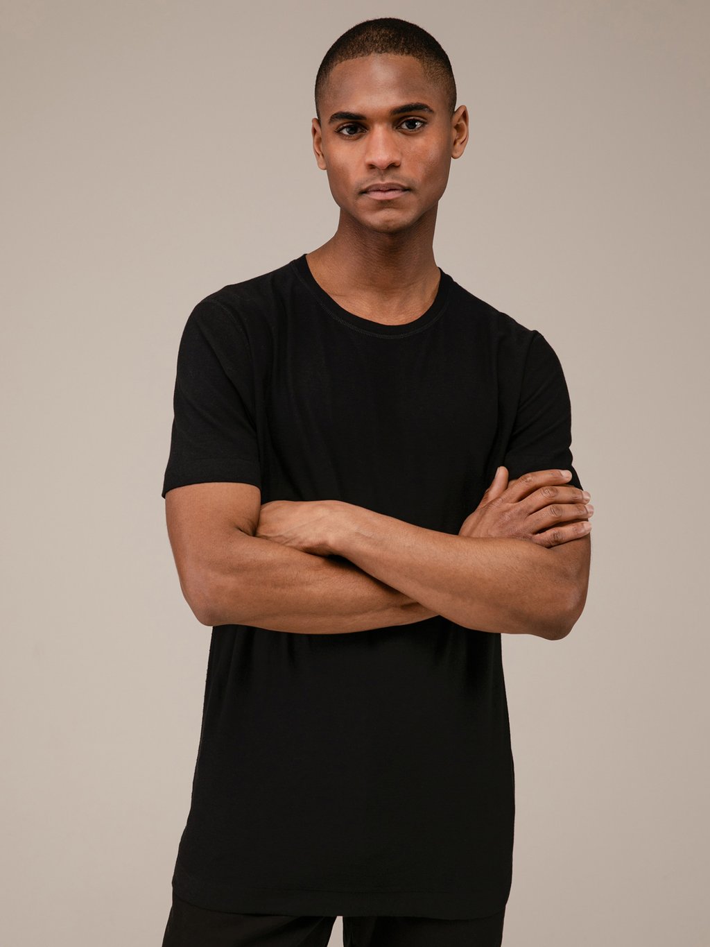 Detailansicht von T-Shirt aus Baumwolle von HANNES ROETHER