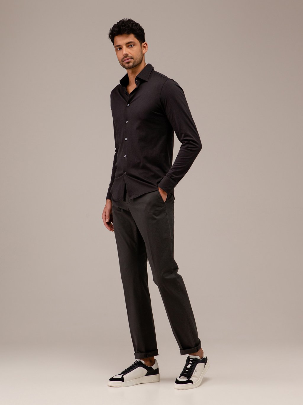 Detailansicht von Chinohose aus Baumwolle von DONDUP