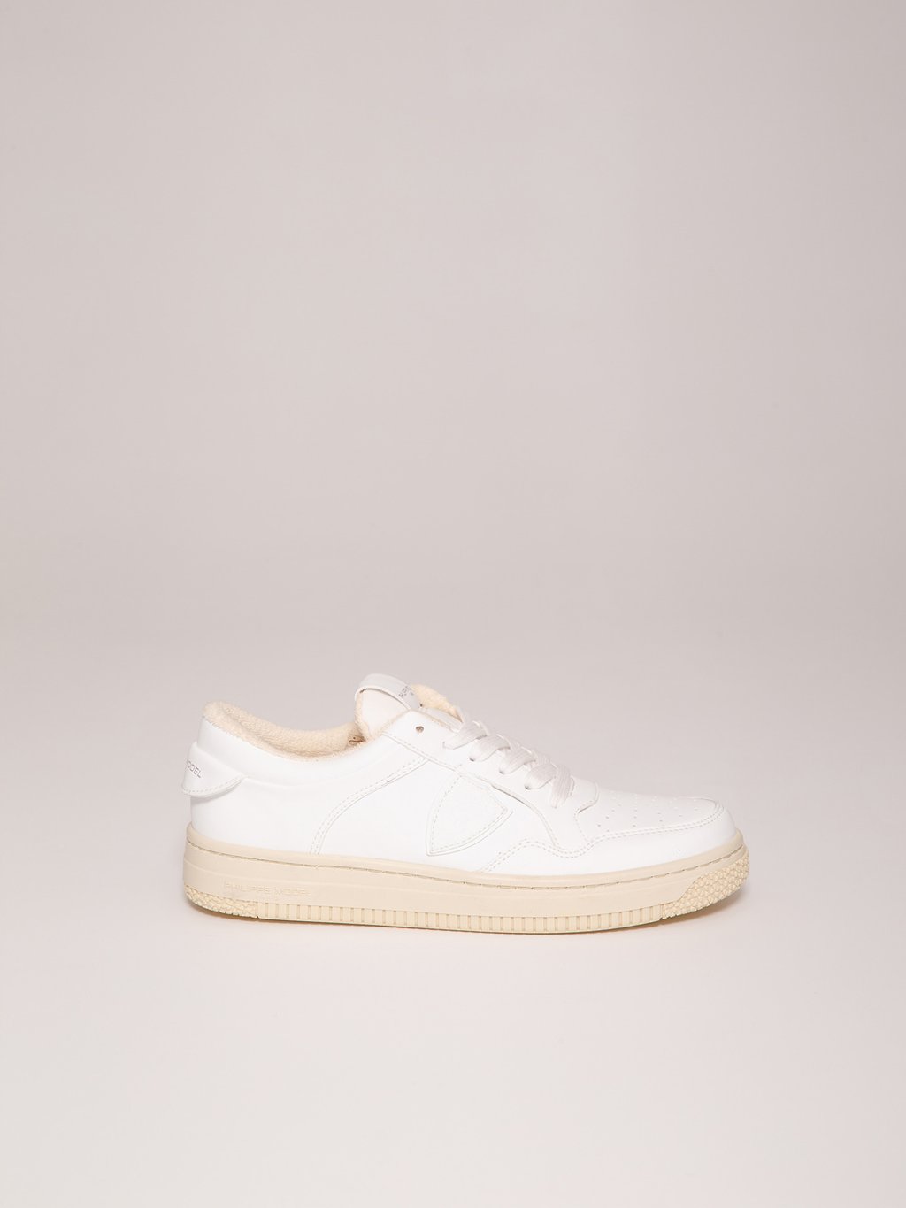 Detailansicht von Sneaker von PHILIPPE MODEL