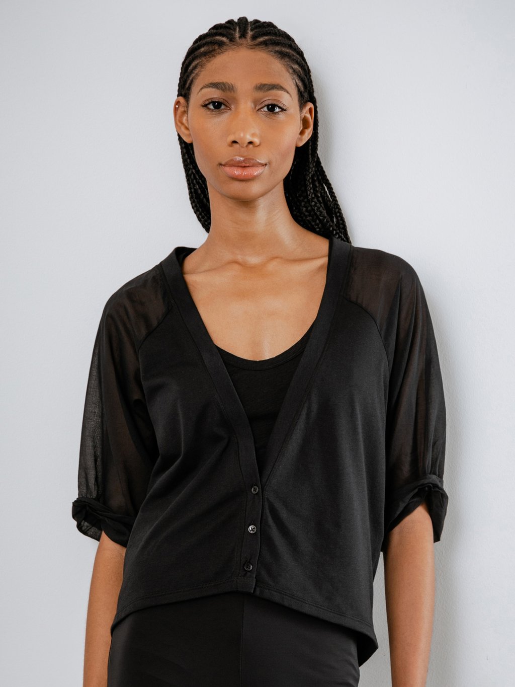 Detailansicht von Kurzarm-Strickjacke aus Baumwolle von 10 DAYS