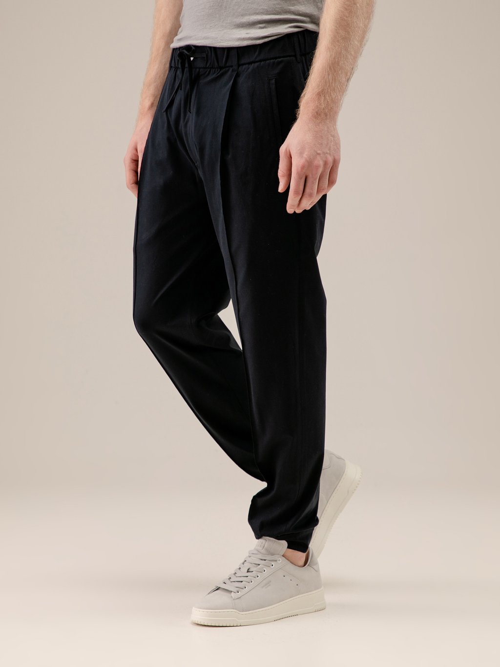 Detailansicht von Sweathose aus Baumwolle von STEFAN BRANDT