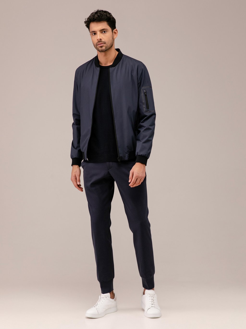 Detailansicht von Windbreaker von HERNO