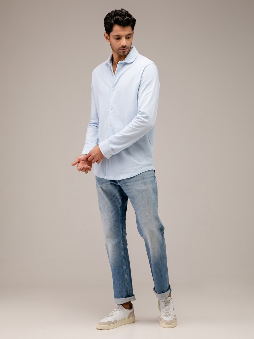 Detailansicht von Baumwollhemd mit Kentkragen von BETTER RICH