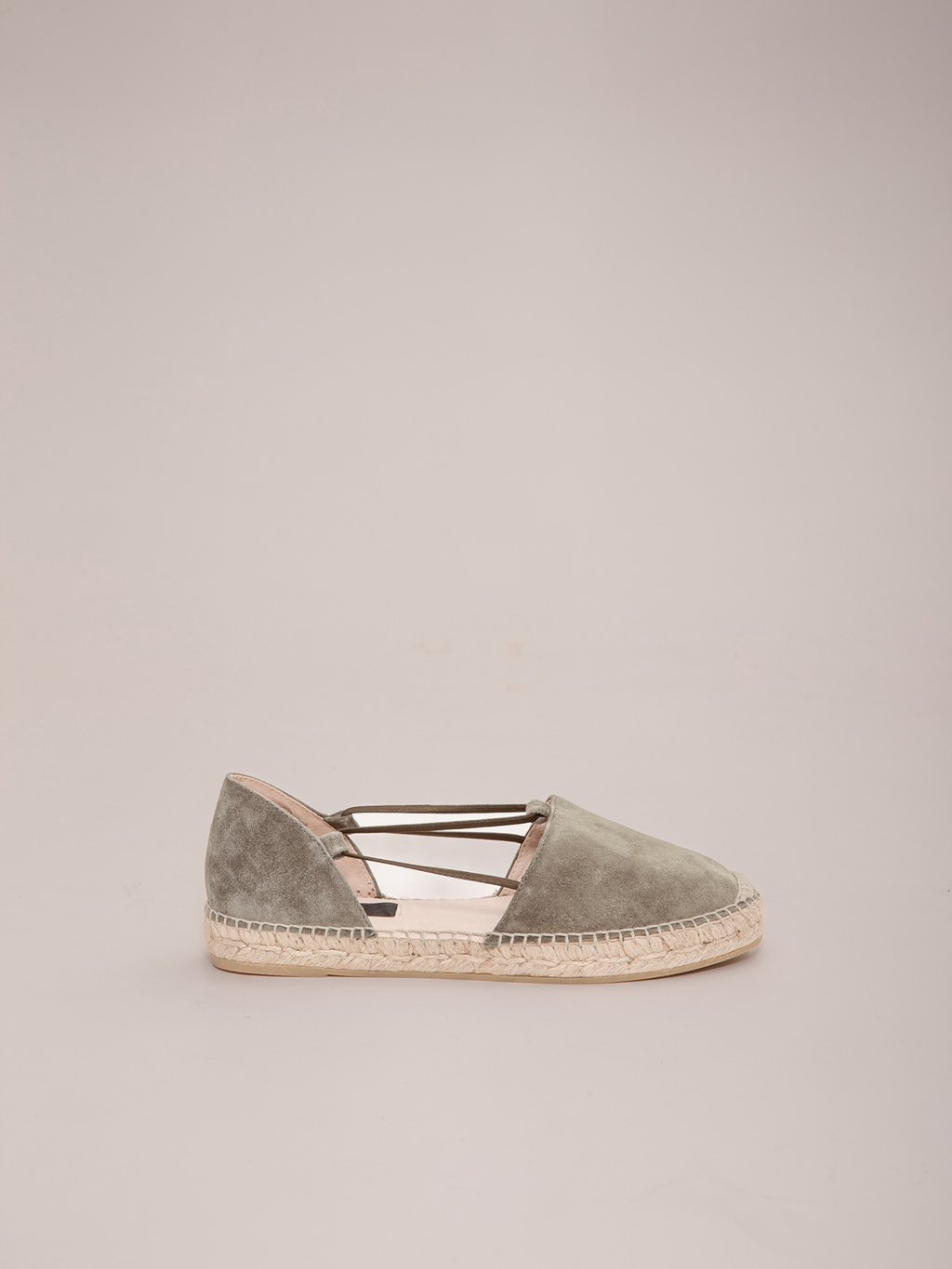 Detailansicht von Espadrilles aus Veloursleder von GAIMO