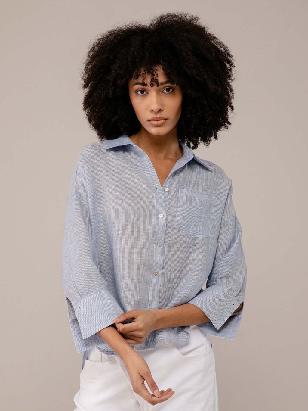 Detailansicht von Oversized Leinenbluse von JC SOPHIE