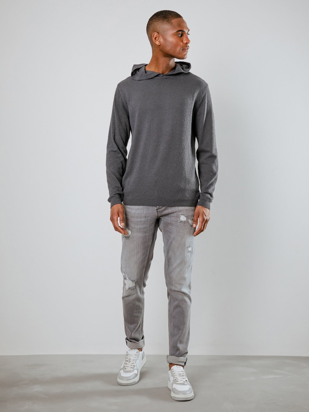 Detailansicht von Hoodie in Frotteeoptik von DANIELE FIESOLI