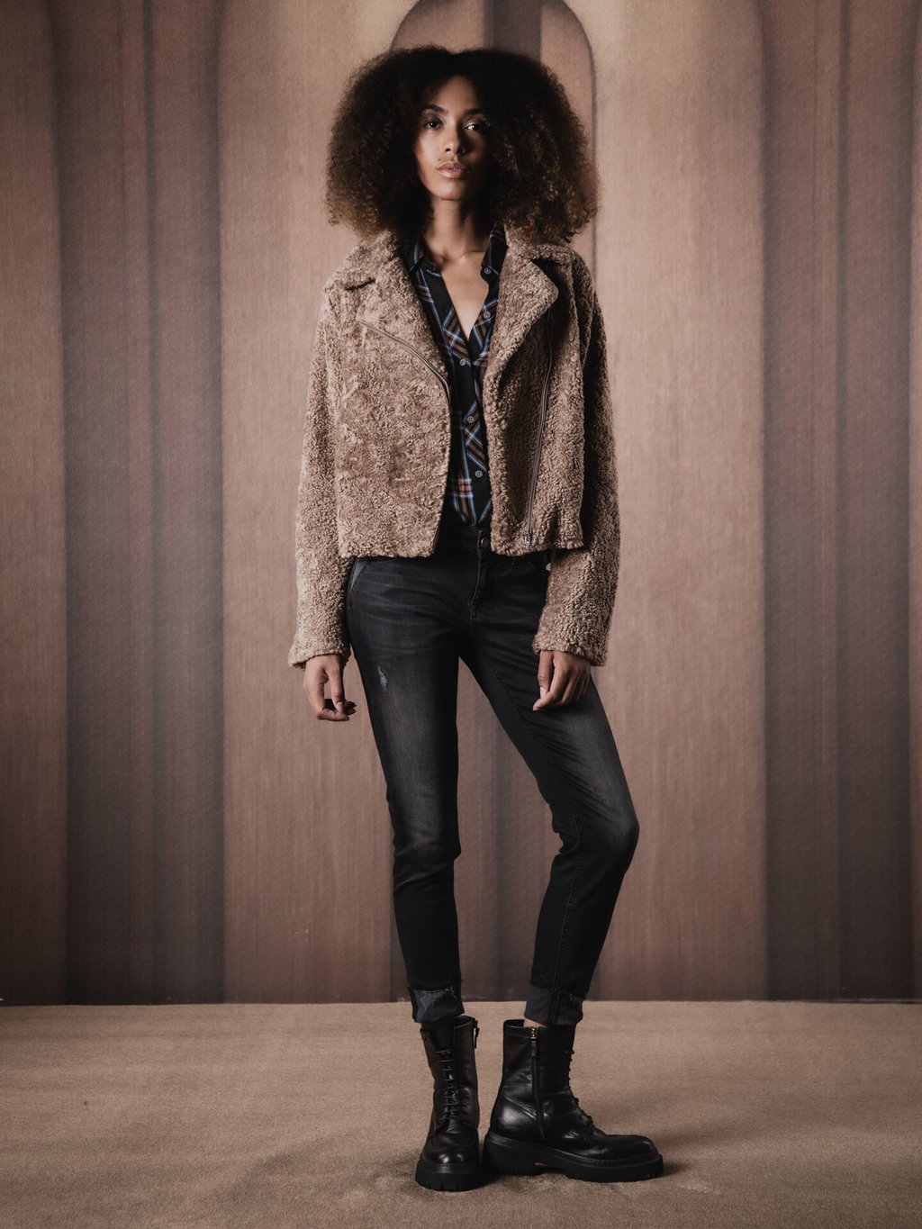 Detailansicht von Teddy-Jacke von BELLA DAHL