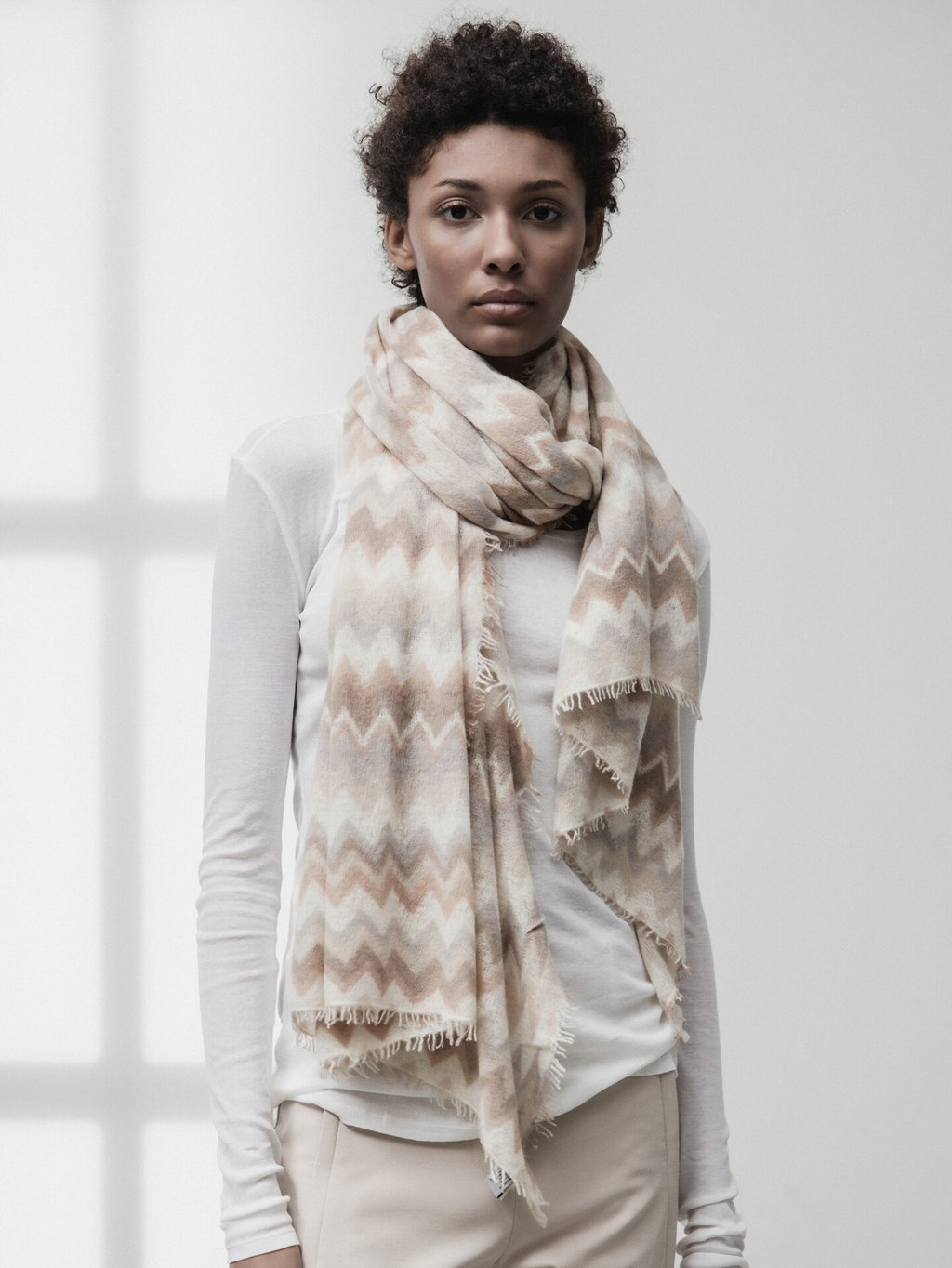 Detailansicht von Schal aus Cashmere von PUR SCHOEN