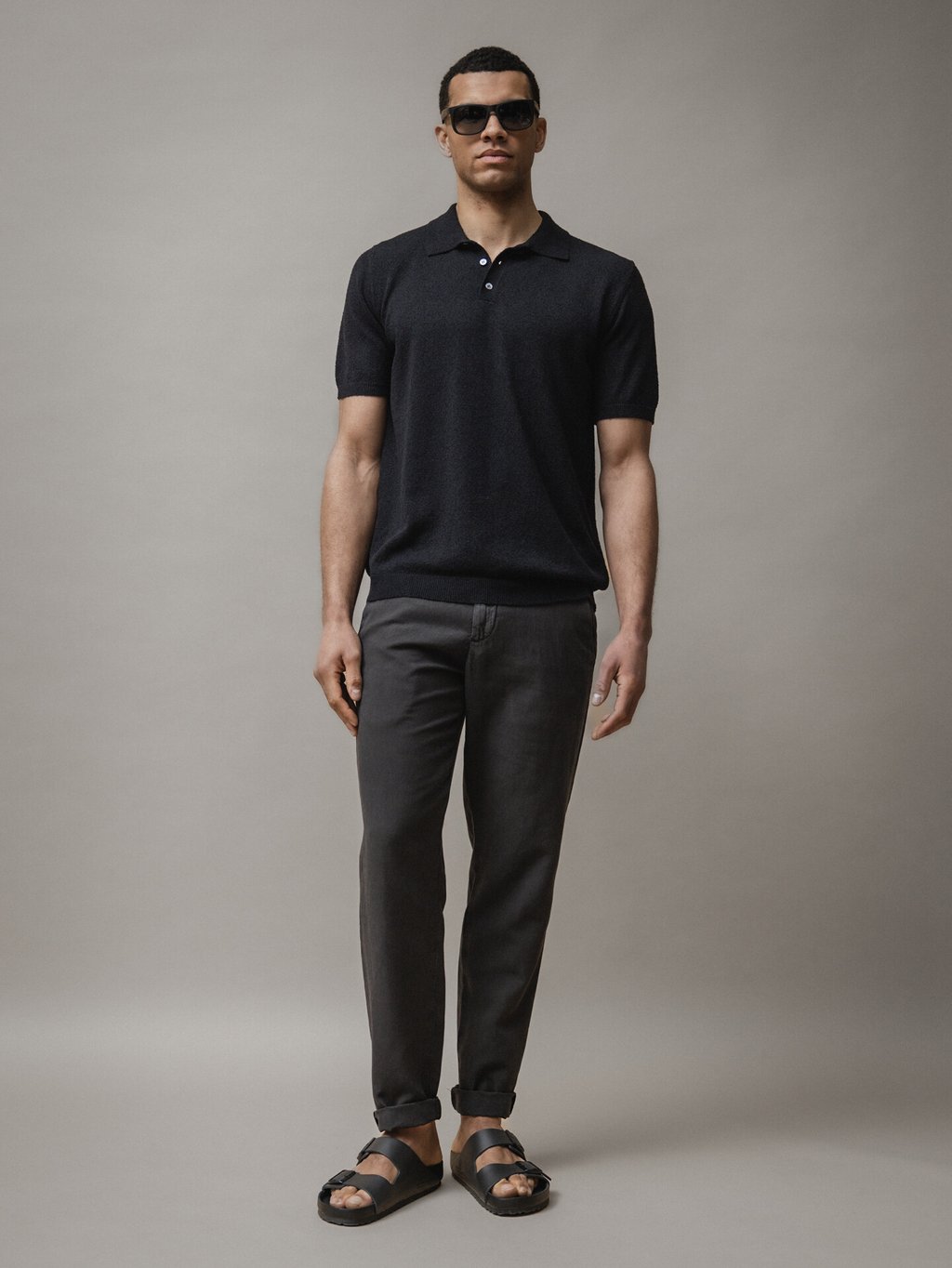 Detailansicht von Lässige Chinohose von MYTHS