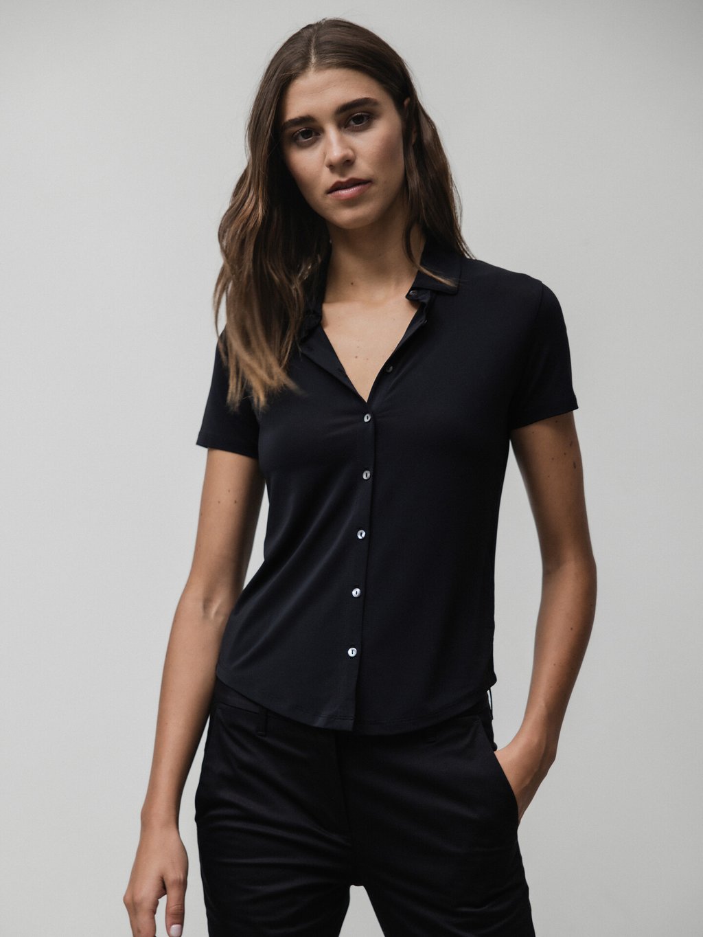 Detailansicht von Kurzarmbluse von DANIELS