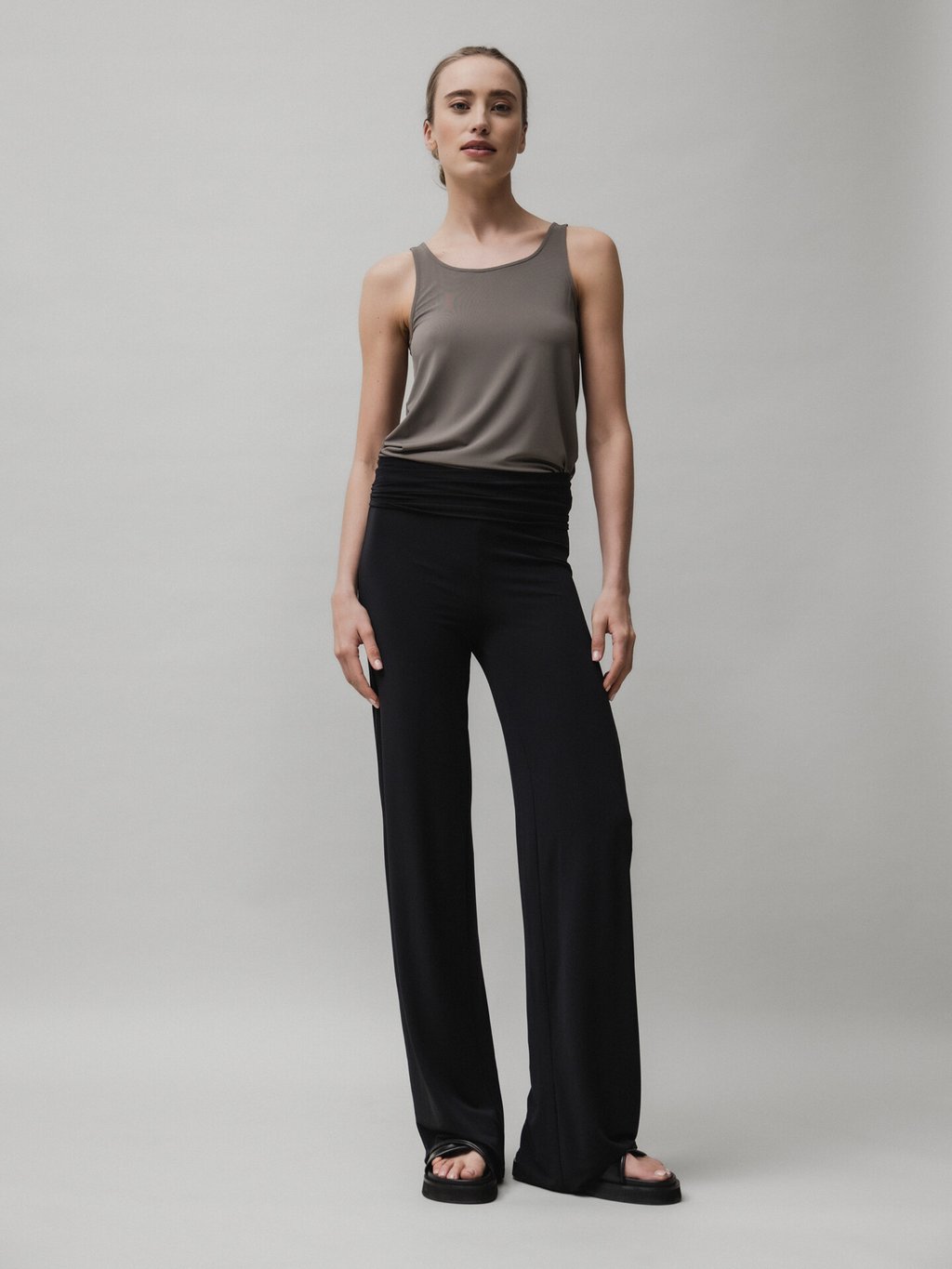 Detailansicht von Lässige Hose von DANIELS