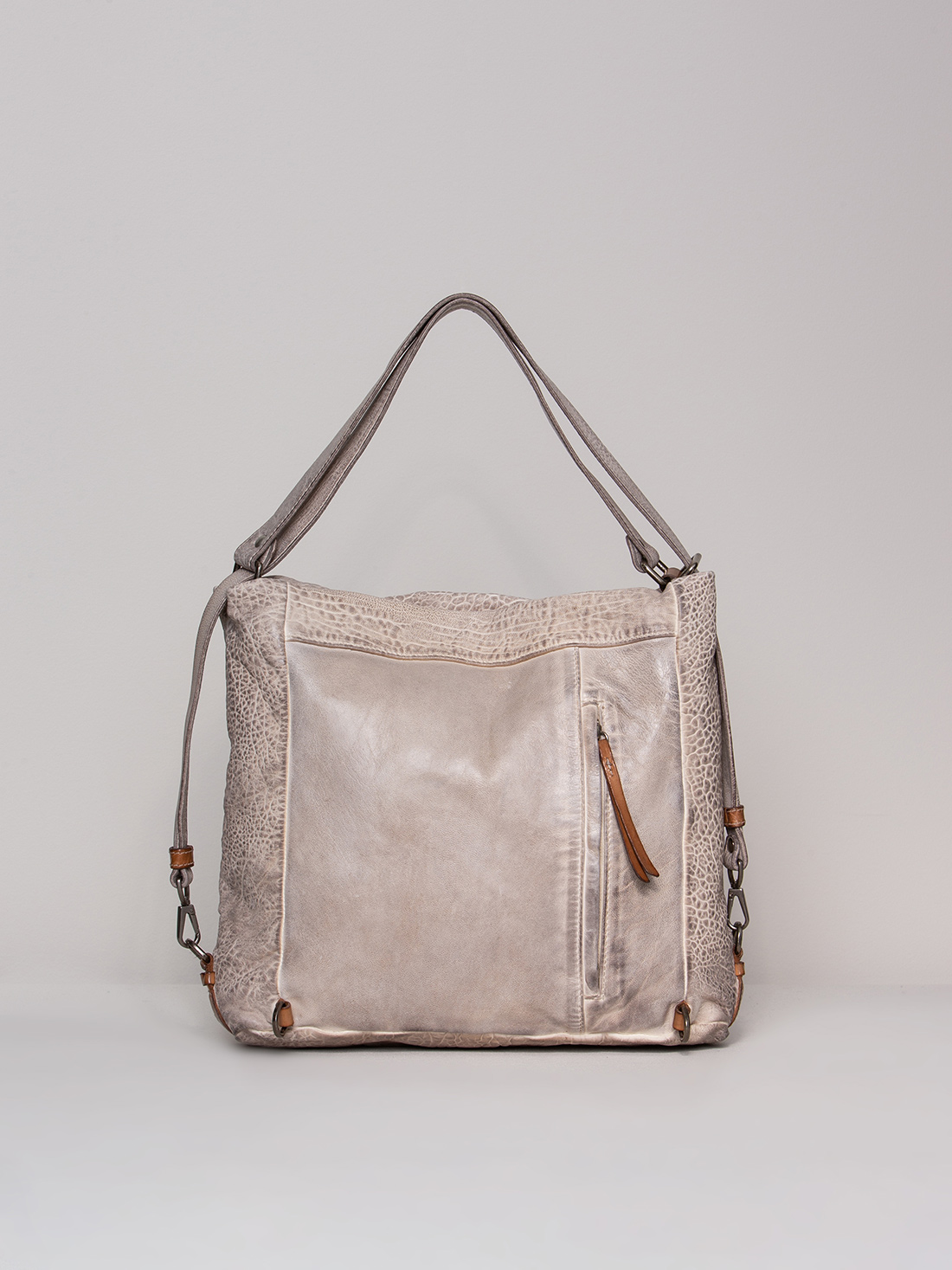 Detailansicht von Rucksack aus Leder von REPTILE’S HOUSE