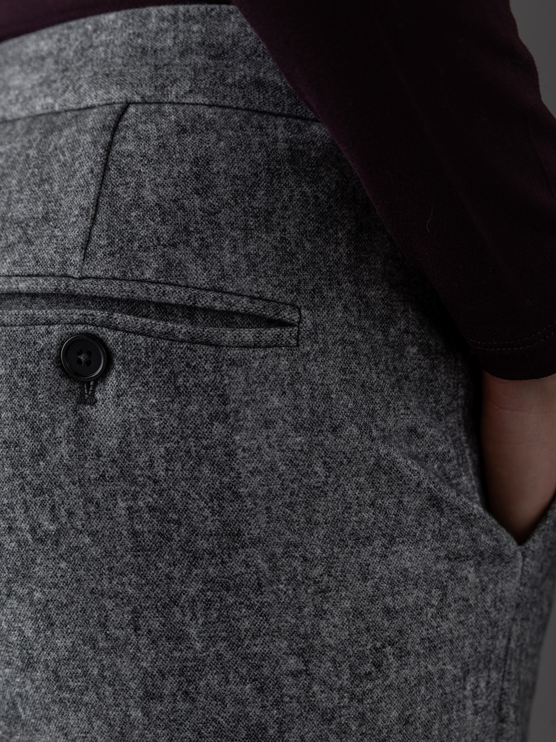 Detailansicht von Chinohose aus Baumwolle von Circolo