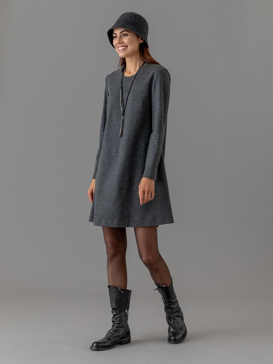 Detailansicht von Kurzes Kleid aus Merinowolle von HARRIS WHARF LONDON