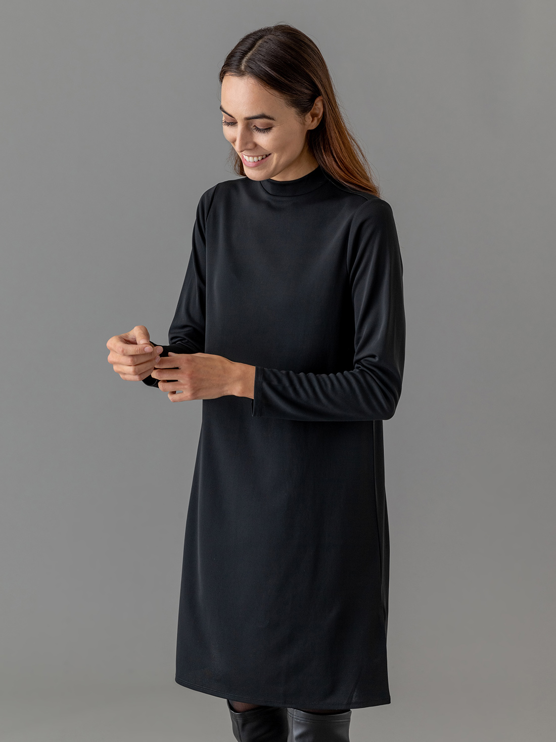 Detailansicht von Kurzes Kleid von IHEART