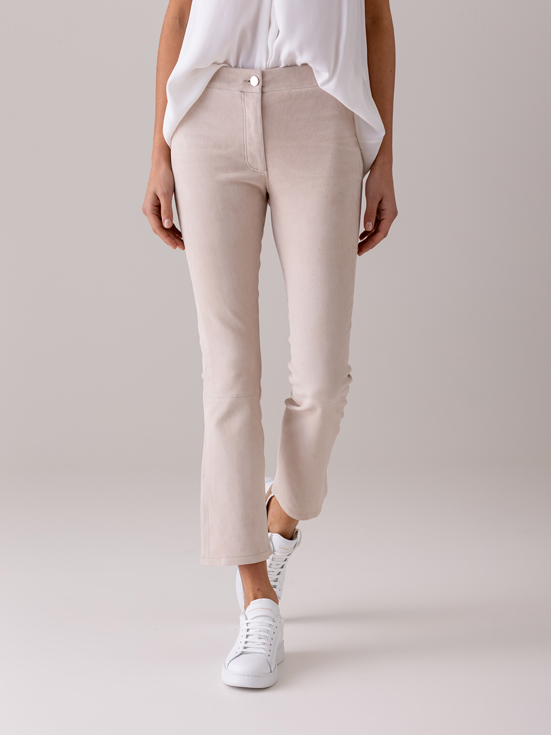 Detailansicht von Velour-Lederhose von ARMA