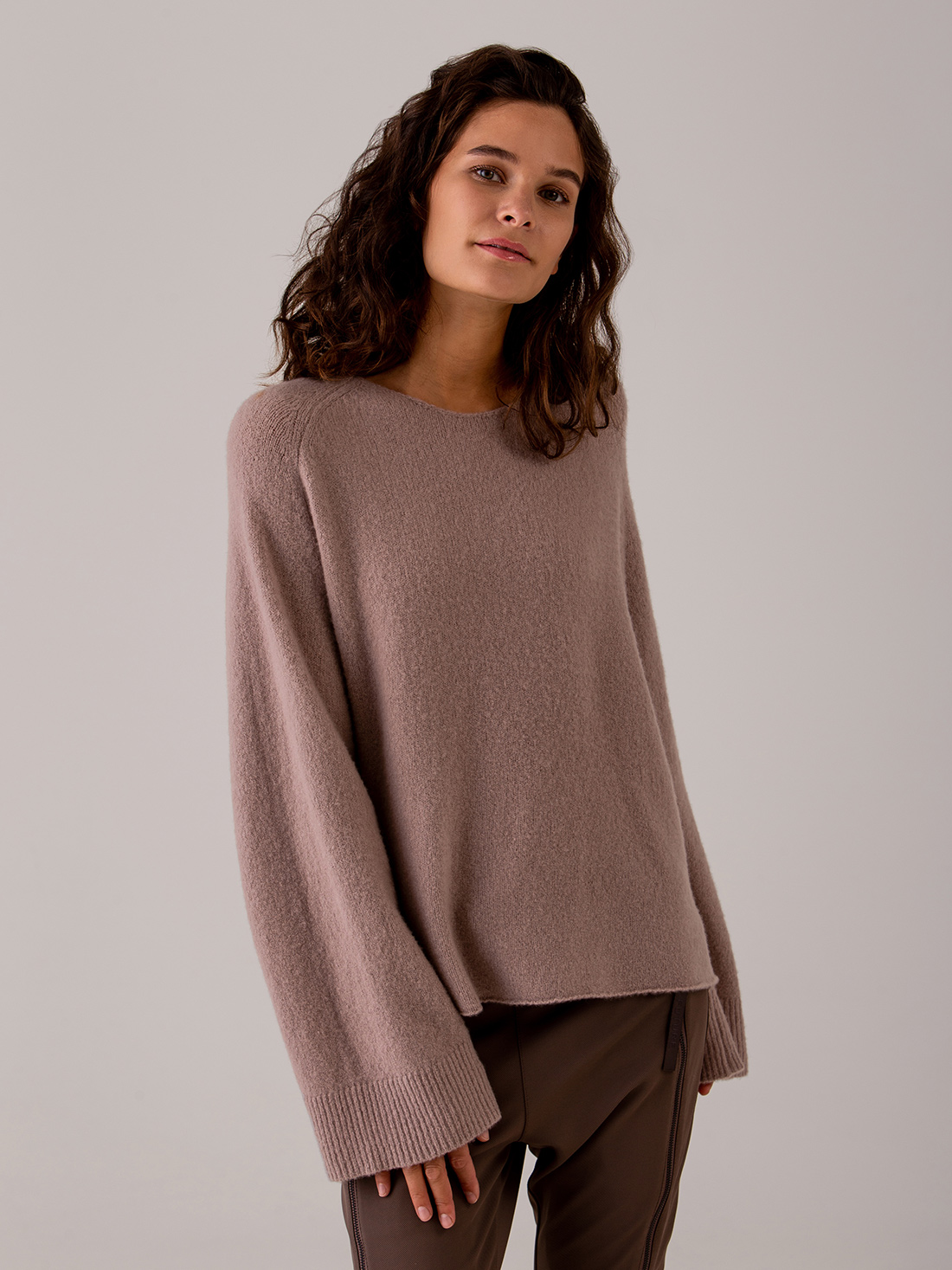 Detailansicht von Weiter Pullover aus Cashmere von DANIELS