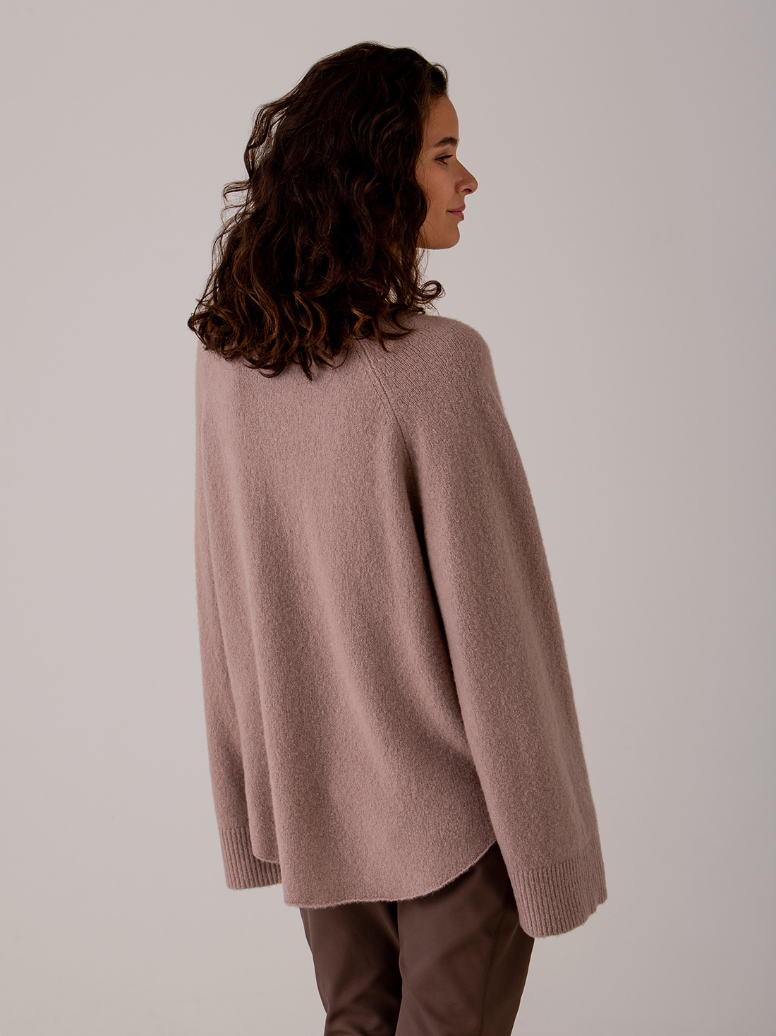 Detailansicht von Weiter Pullover aus Cashmere von DANIELS