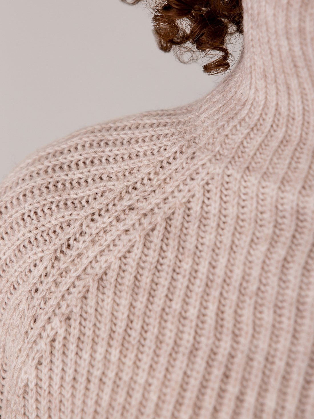 Detailansicht von Turtleneck Pullover von DRYKORN