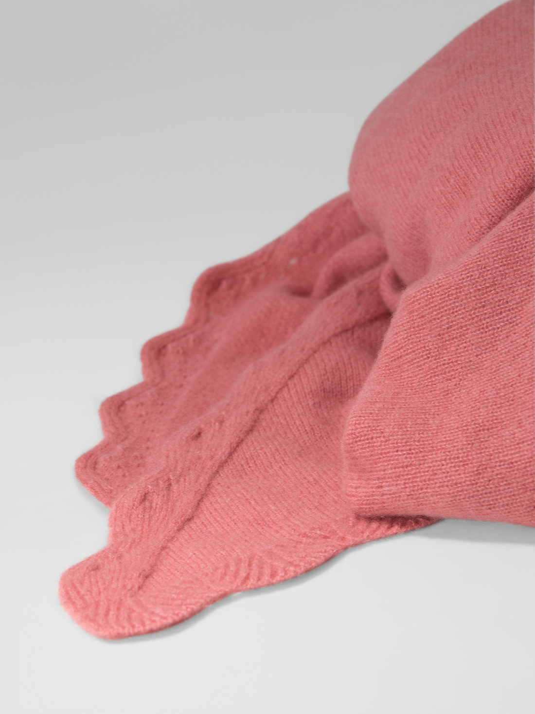 Detailansicht von Stola aus Cashmere von DANIELS