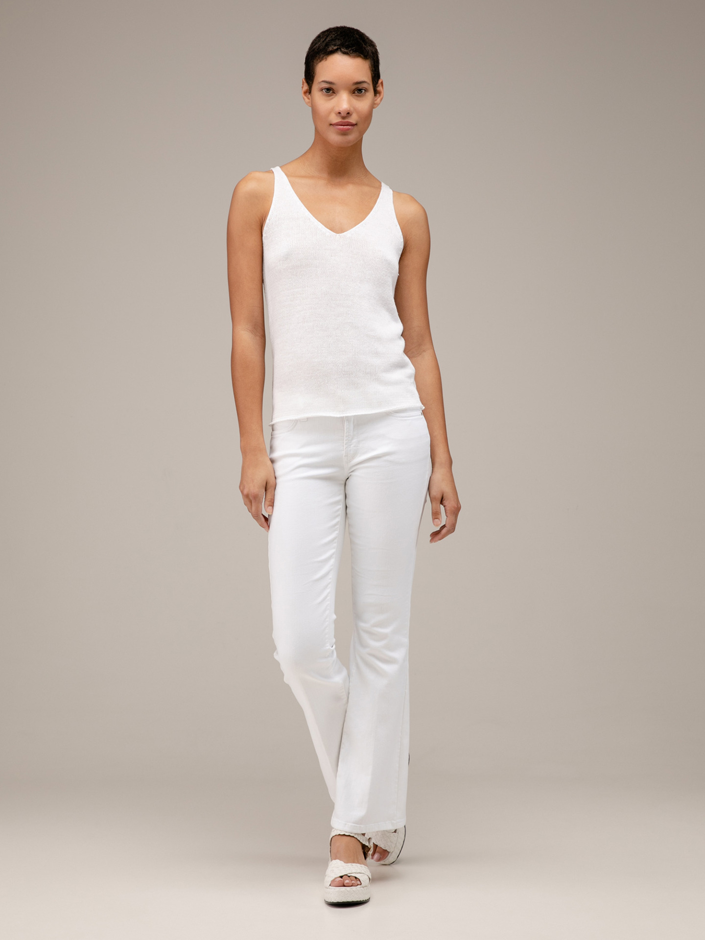 Detailansicht von Stricktop aus Leinen von DANIELS