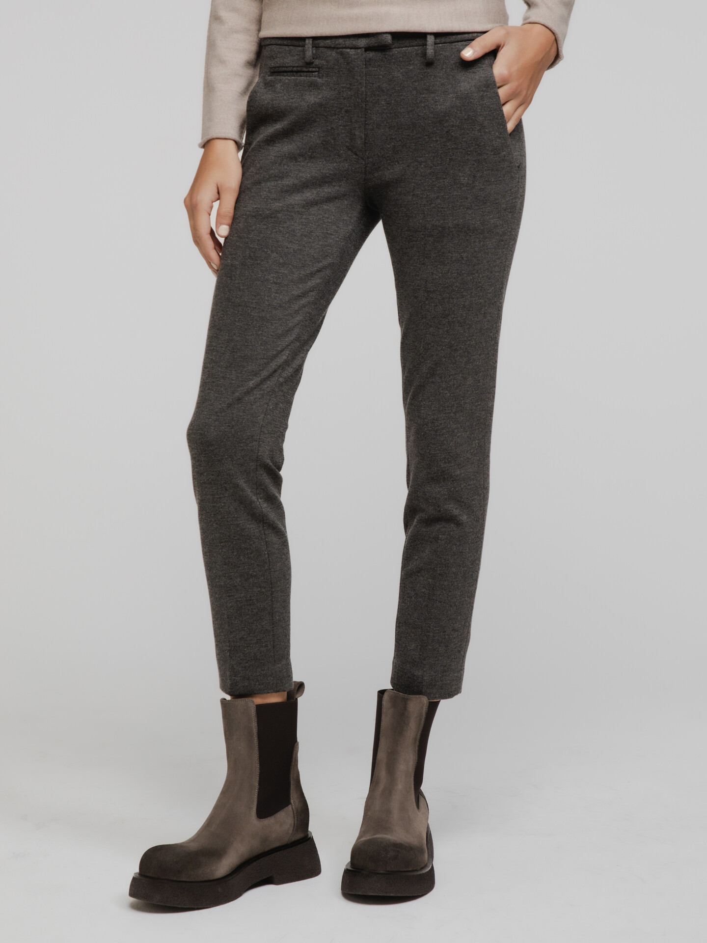 Detailansicht von Chinohose von DONDUP