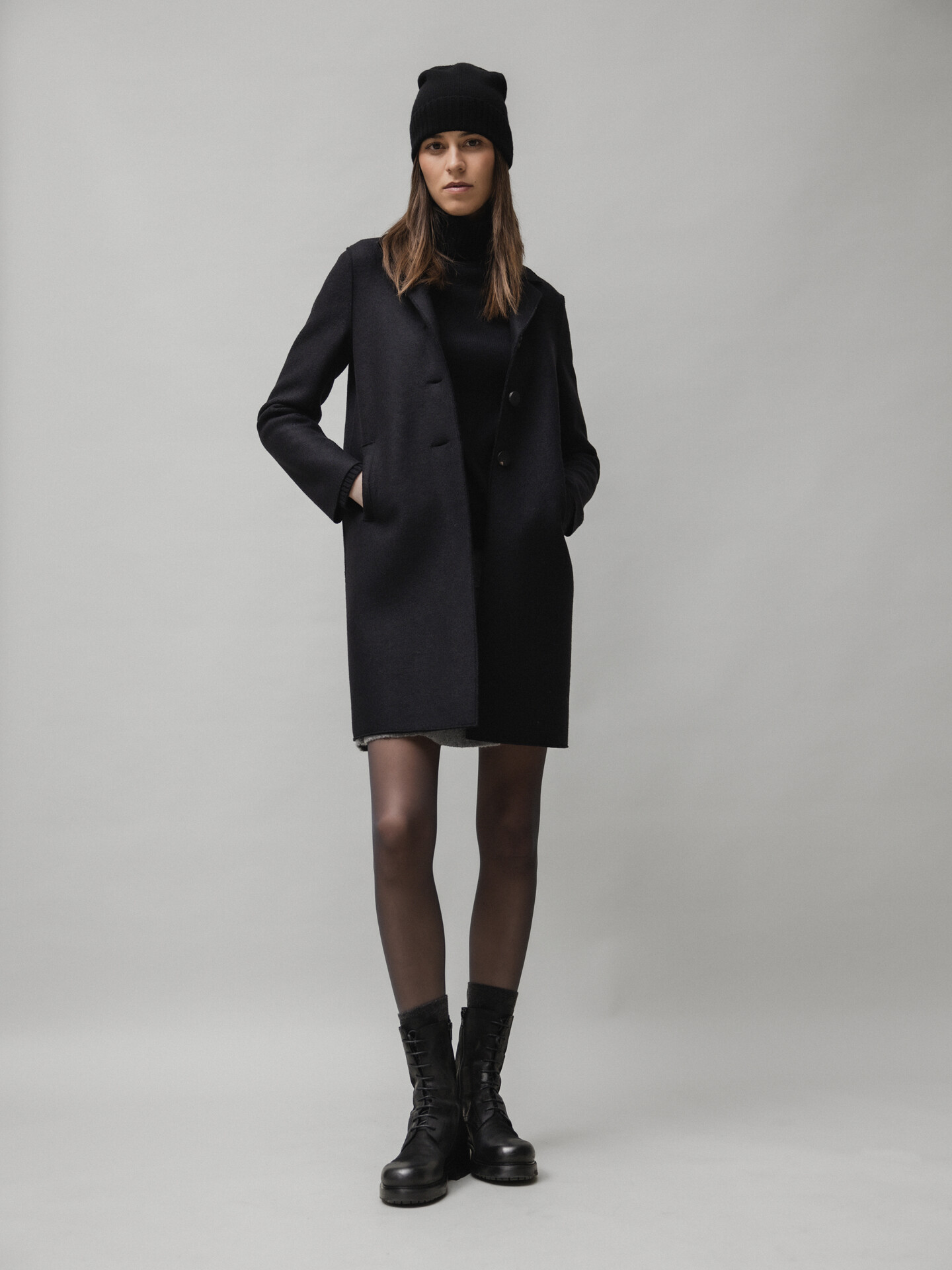 Detailansicht von Schurwollmantel von HARRIS WHARF LONDON