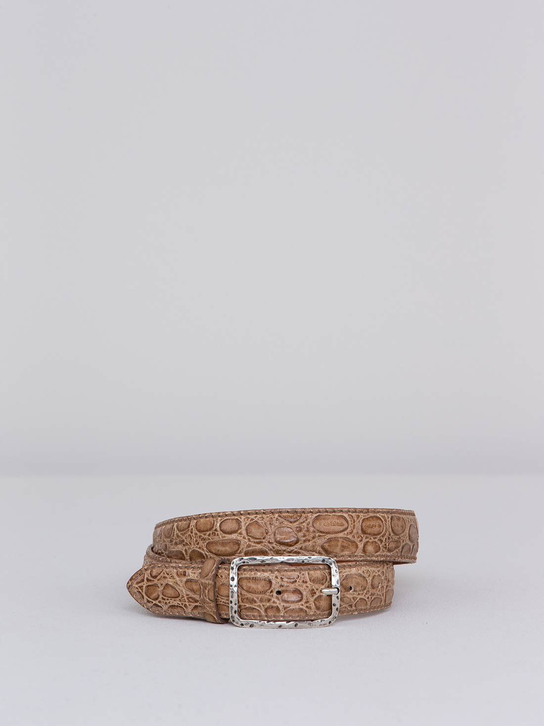 Detailansicht von Gürtel aus Krokodilleder von REPTILE’S HOUSE